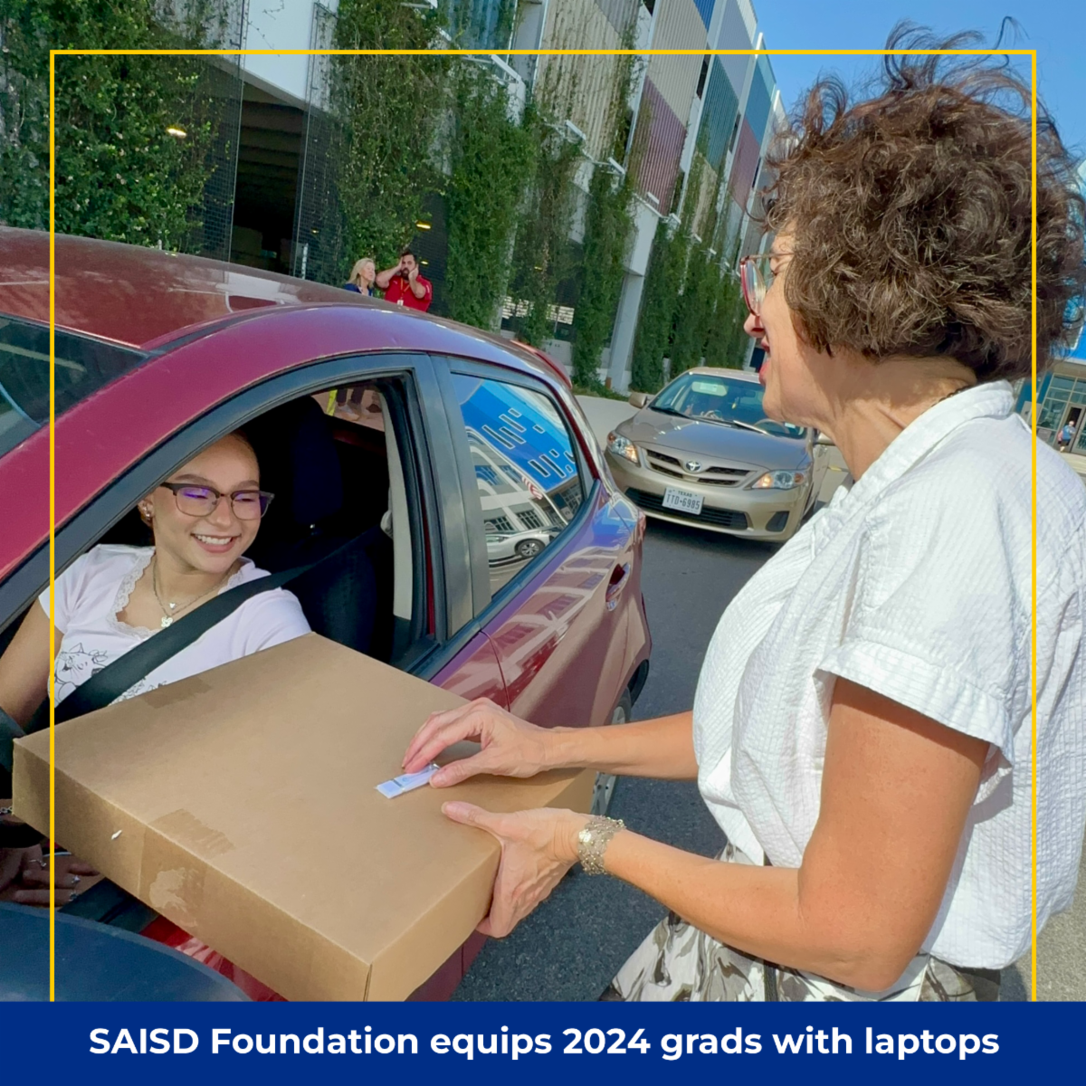 SAISD Foundation equips 2024 grads with laptops