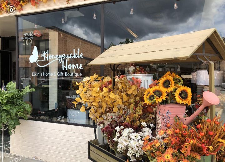 HH Elkin w flower cart