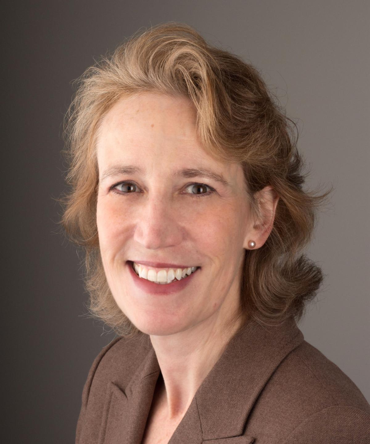 Alexa Kimball cropped image.jpg