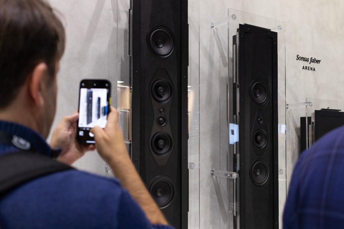 Sonus faber Olympica Nova in Black and New Price List