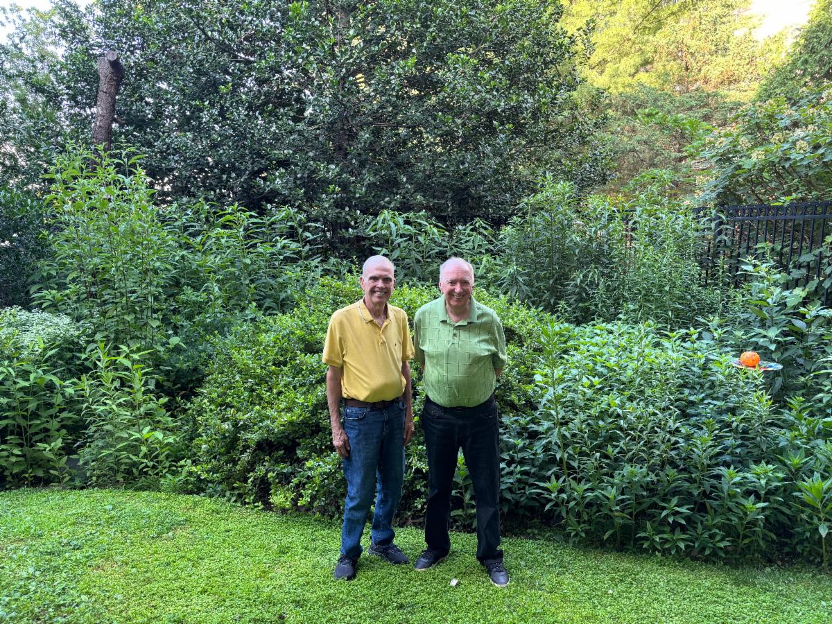 Cambridge Walk II Green Team Photo