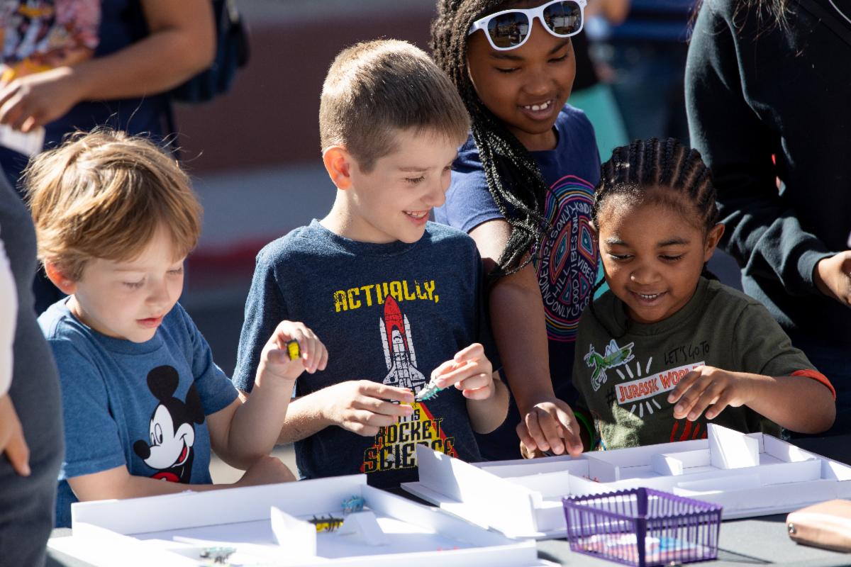 Children at the Chandler Innovation Fair