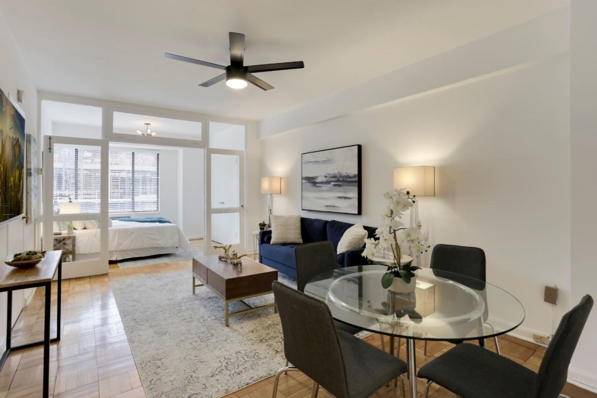 1 Scott Circle NW #104