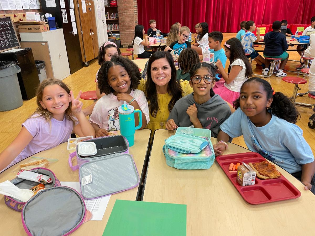 Pinney photo with students