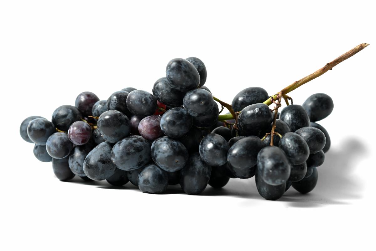 black grapes