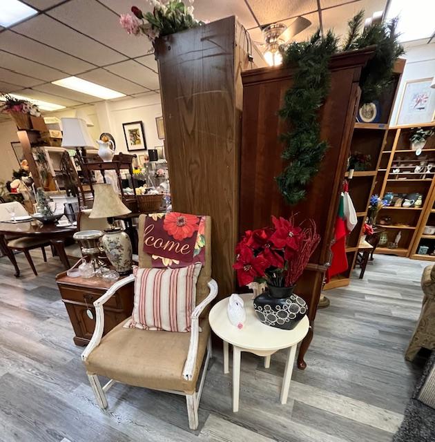 Furniture Donation with lots of Kitchen Items, Green & Yellow Tag