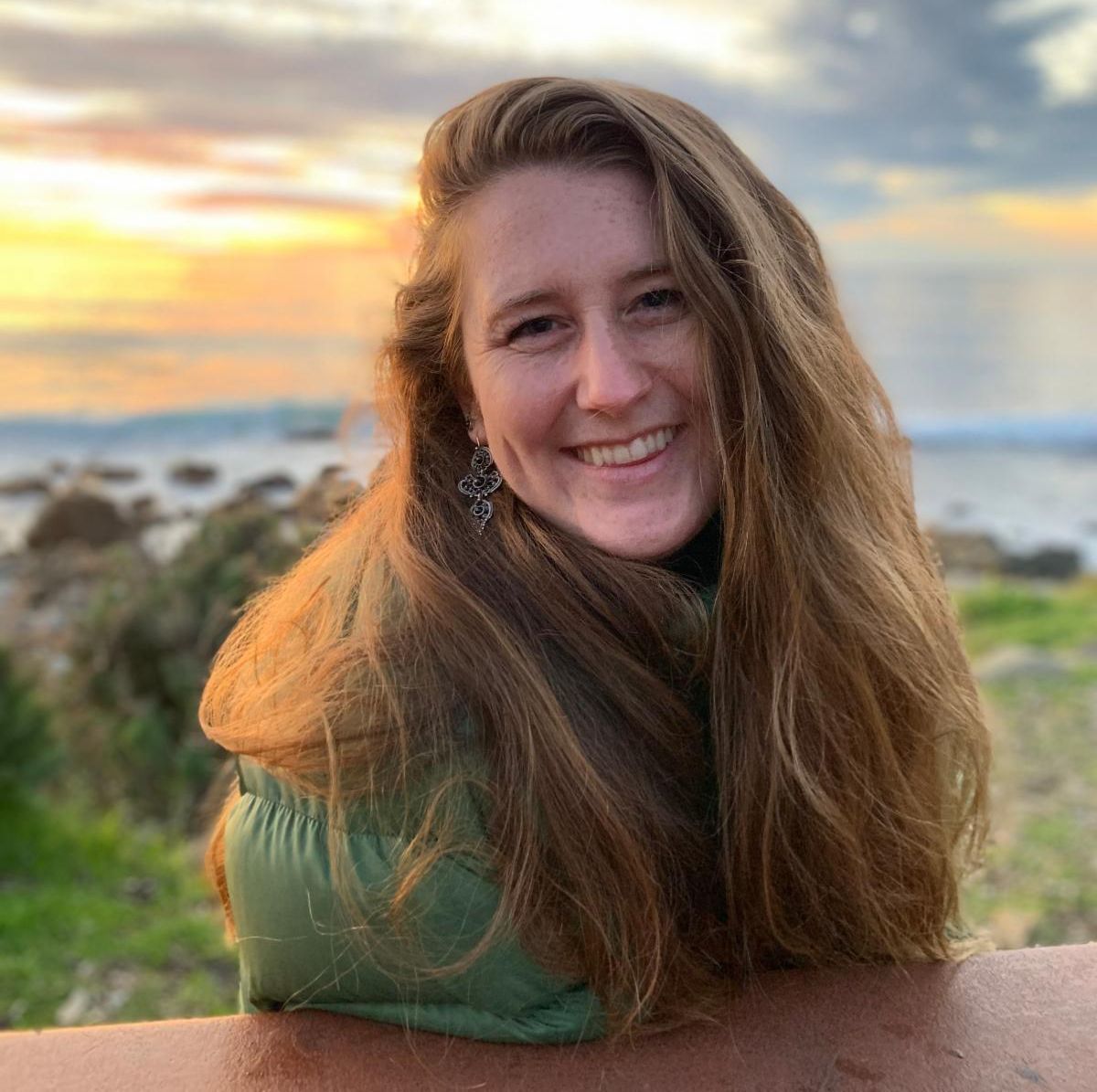 Catriona Miller Headshot.jpg