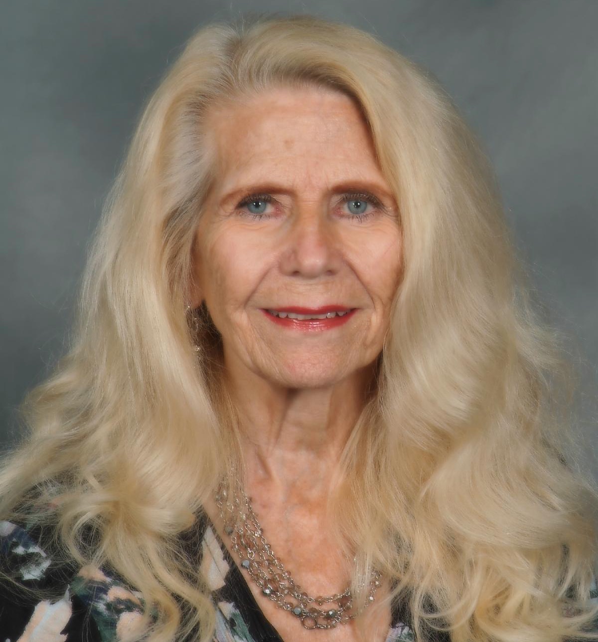 Hope White-Sept 2015-3.jpg