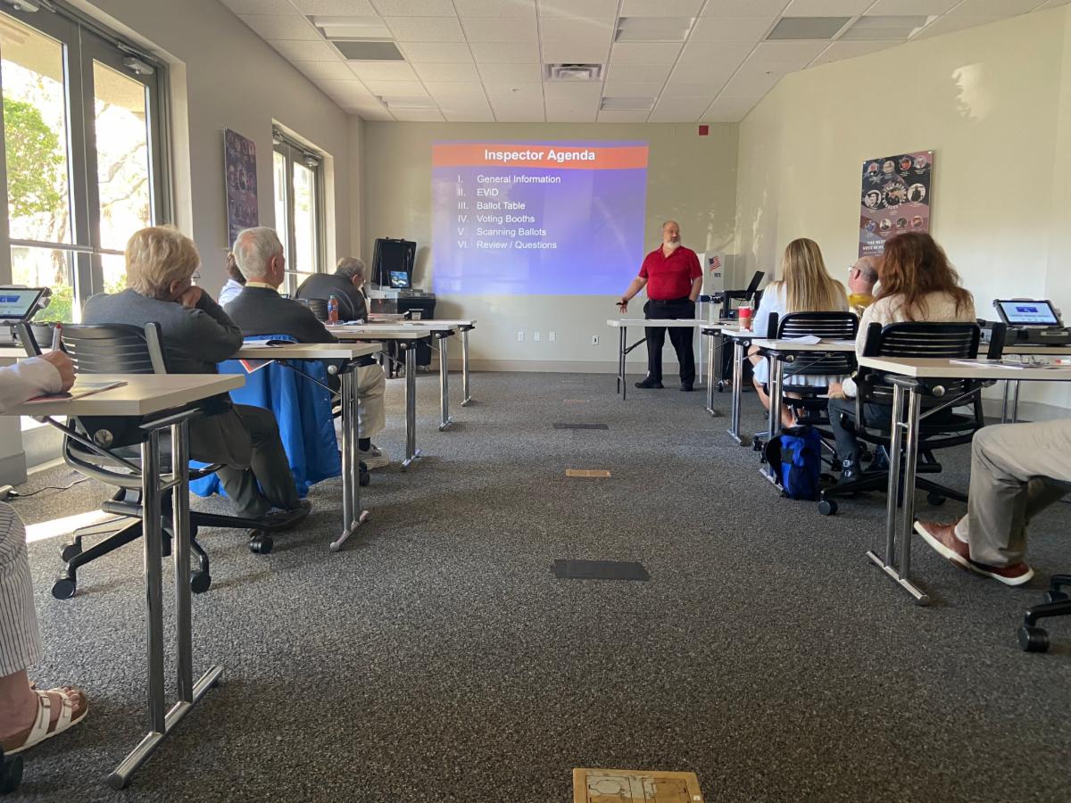 Training Officer, Michael Russell, conducting a New Election Worker Orientation. 