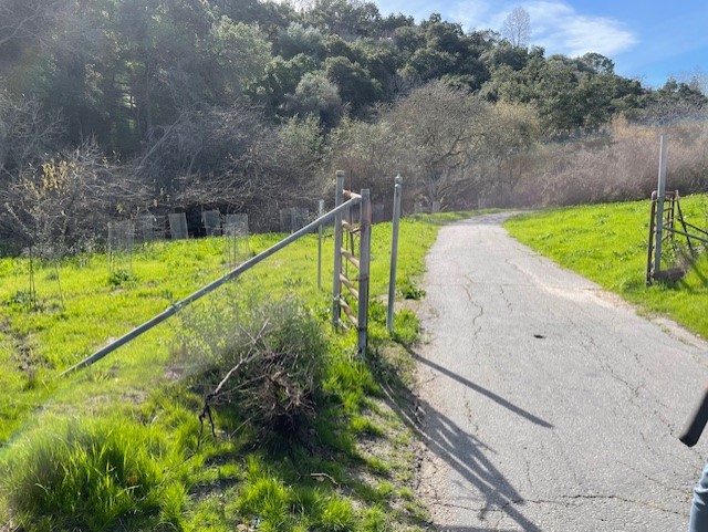 old gate along Sabercat Creek Trail between s3 and s4