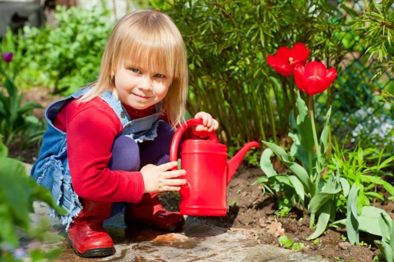 girl_red_watering_can.jpg