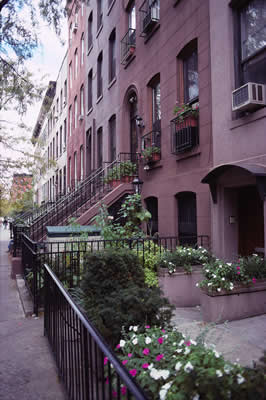 brownstone-apt-garden.jpg