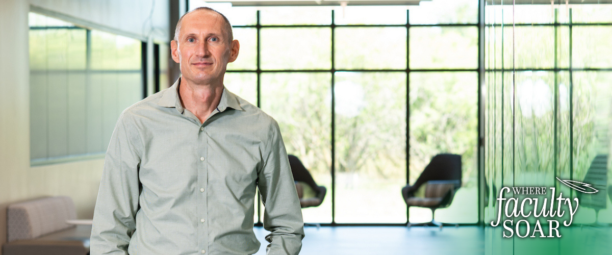 Portrait of UNT Professor Andrey Voevodin