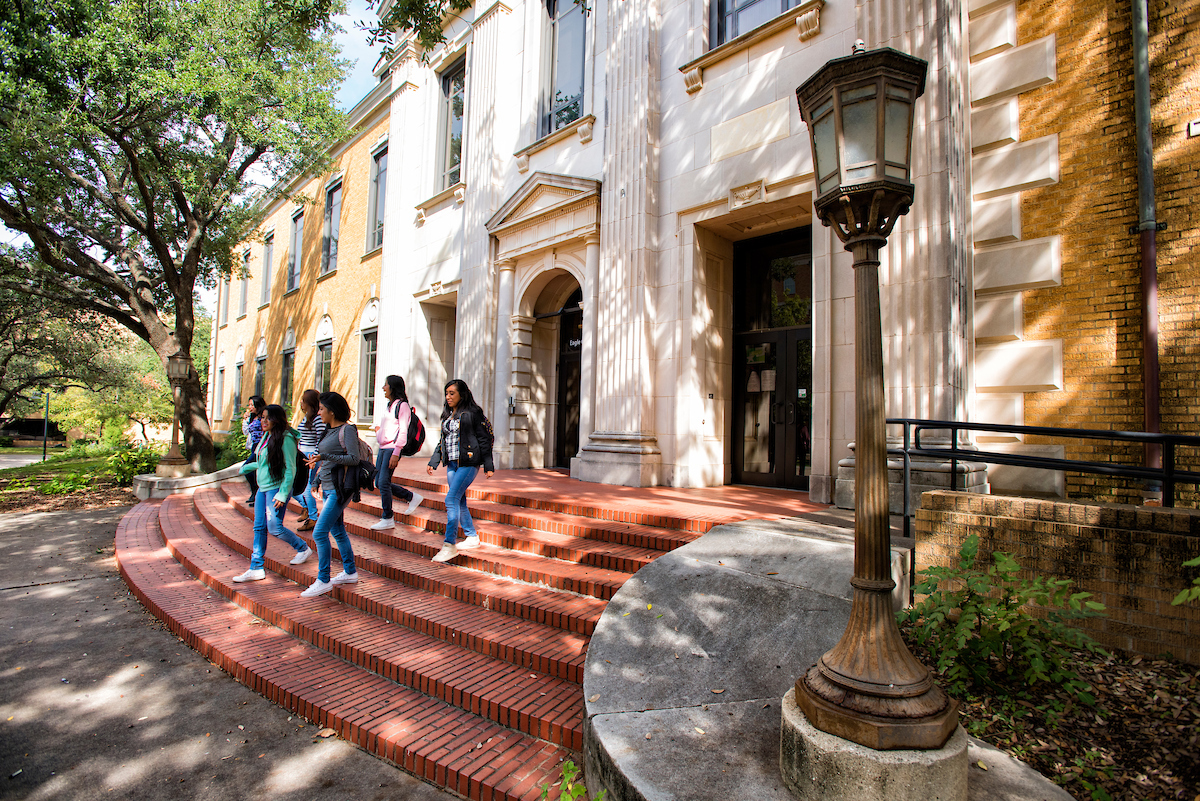 Students on the steps outside Sycamore Hall