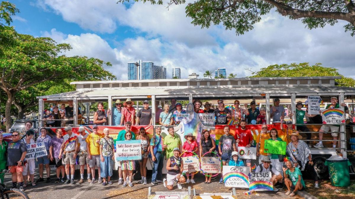 Honolulu churches at Pride Parade