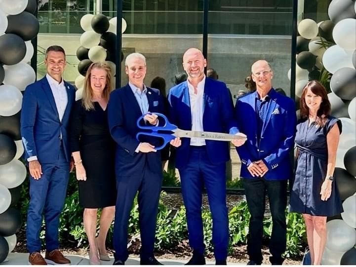 City staff and Council welcome Innovative Solutions 