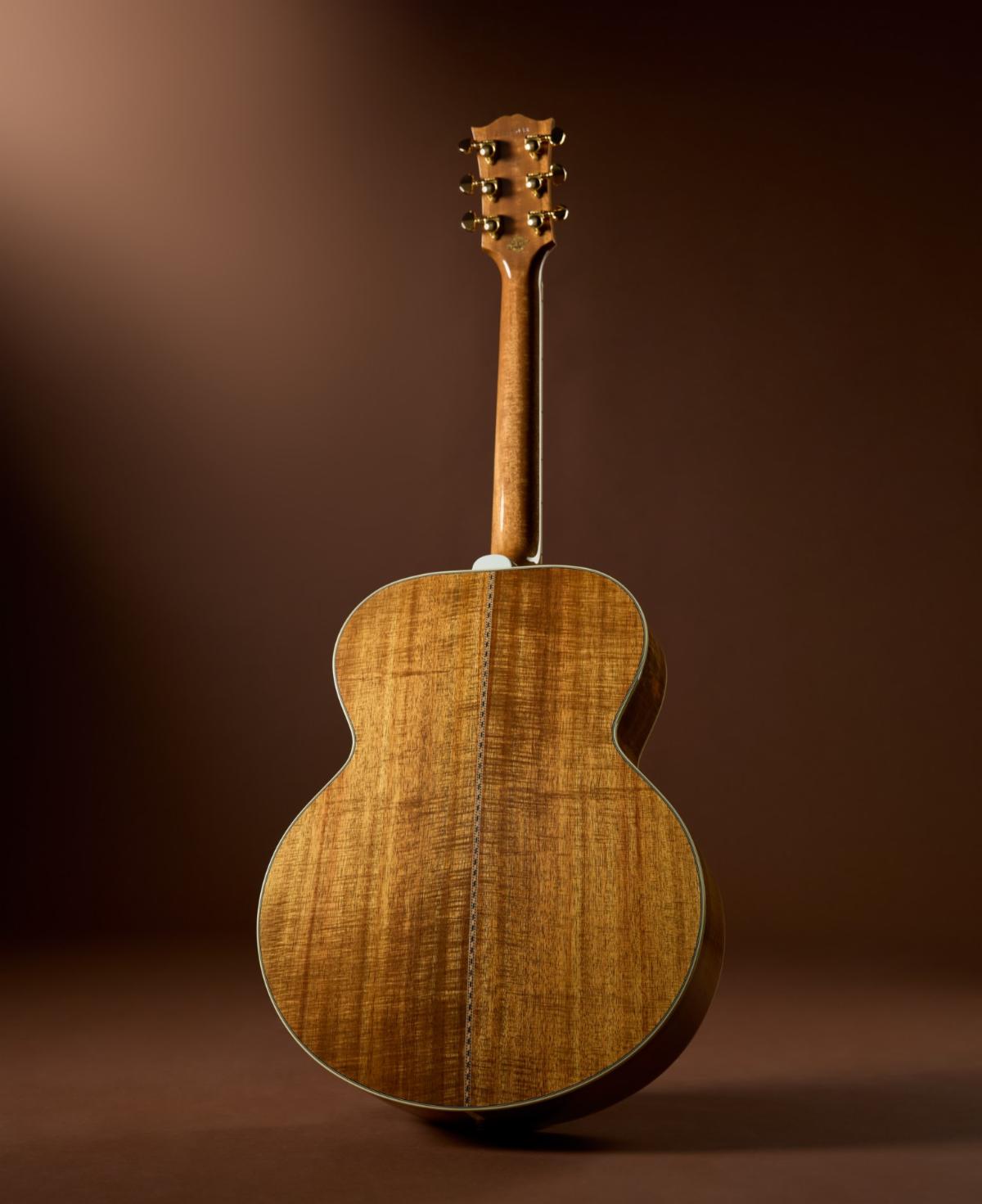 Fondo in koa figurato della Gibson Custom SJ-200 Elegant Koa