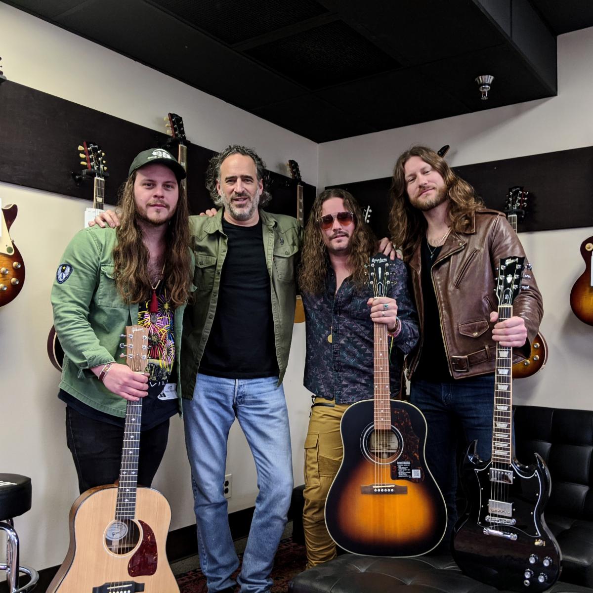 Gibson Gives Helps Nashville Musicians And Community After Tennessee