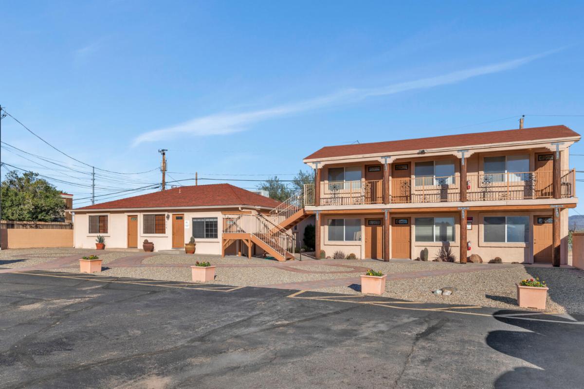 Six-unit residential building at Wickenburg property