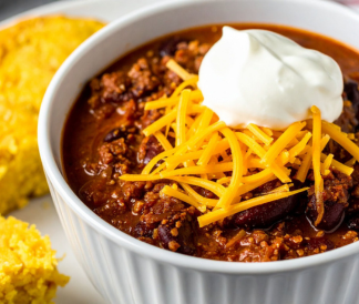 Chili and cornbread