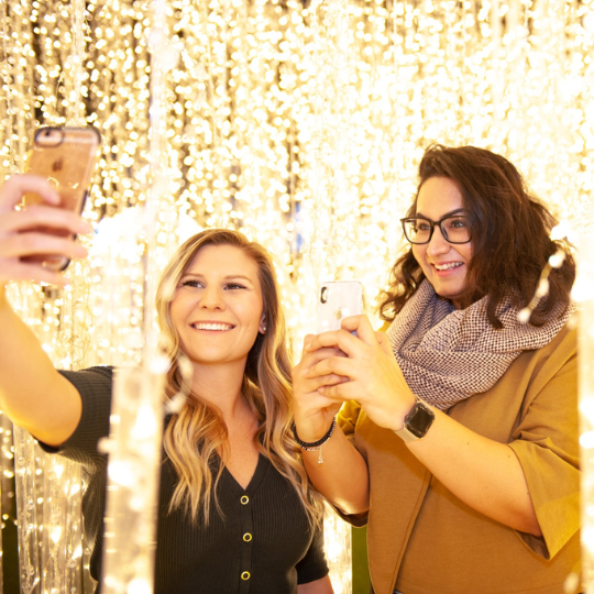 Glow Holiday Dinner Party 2023