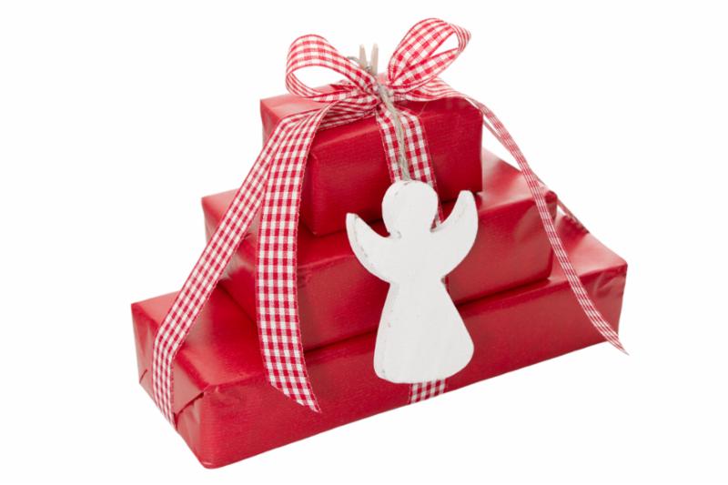 red_gifts_angel.jpg