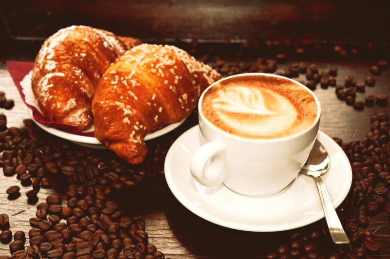coffee_croissants.jpg
