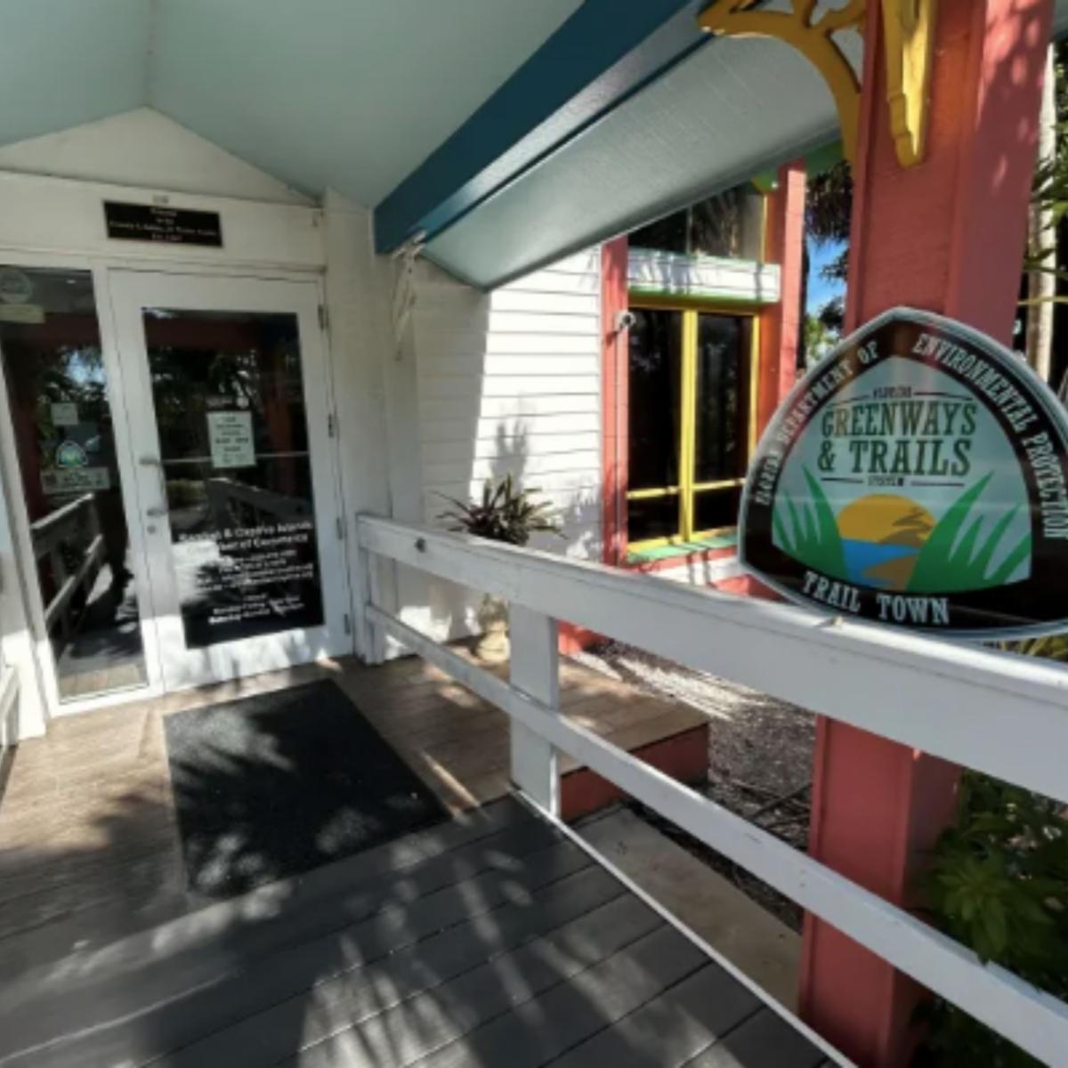 Sanibel Trail Town trailhead