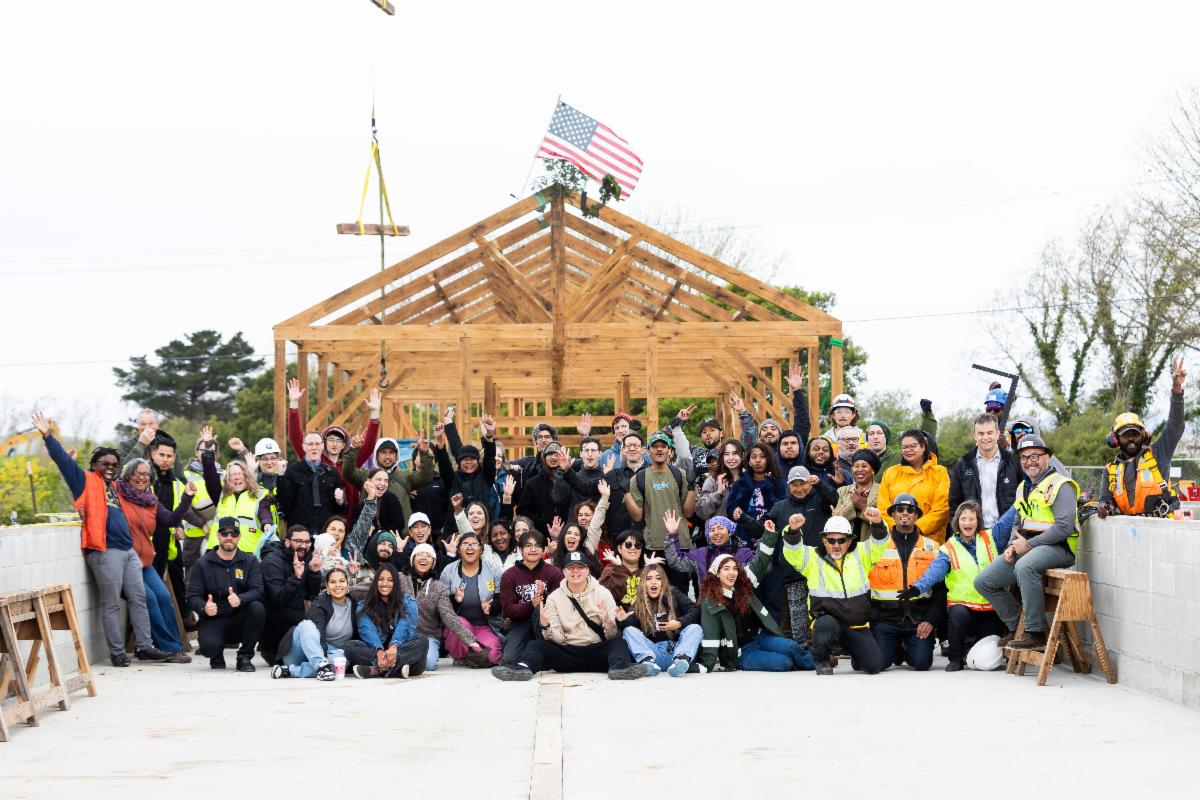 Topping Off Ceremony Group Photo