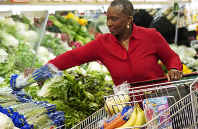 woman-grocery-shopping.jpg