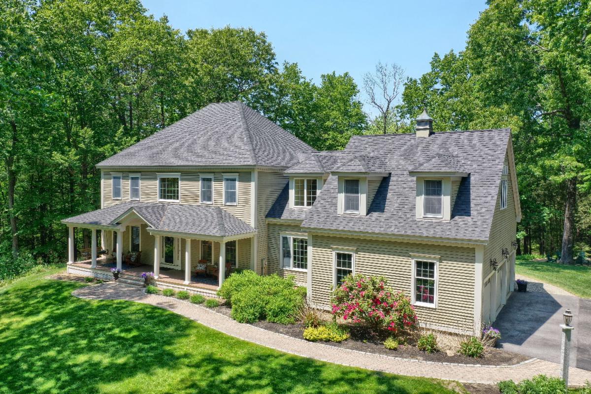 💥 New Listing 38 Finn Ave Newfields, NH 1,395,000💥