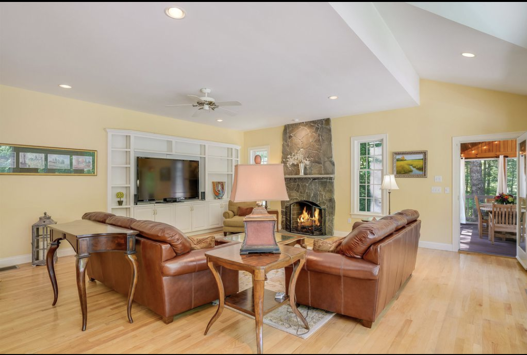 💥 New Listing 38 Finn Ave Newfields, NH 1,395,000💥