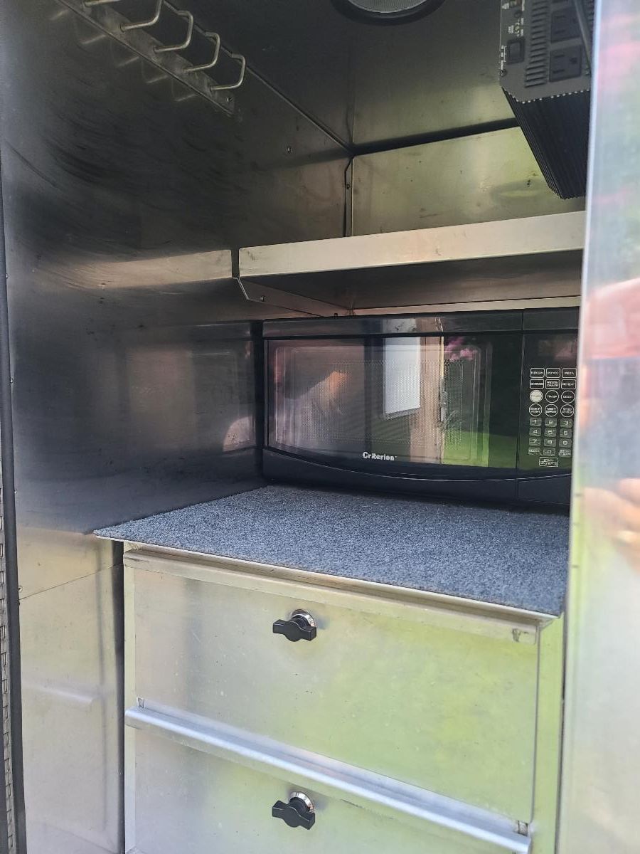 For Sale Practically New Chassis Mount Dog Truck Great for Amateurs