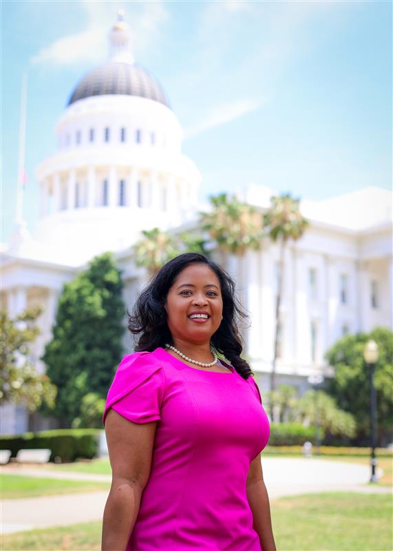 Dr. Estes in front of State Capitol
