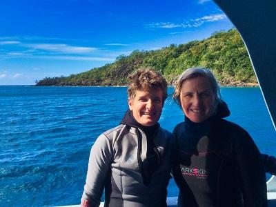 Linda and Terra diving the Pacific