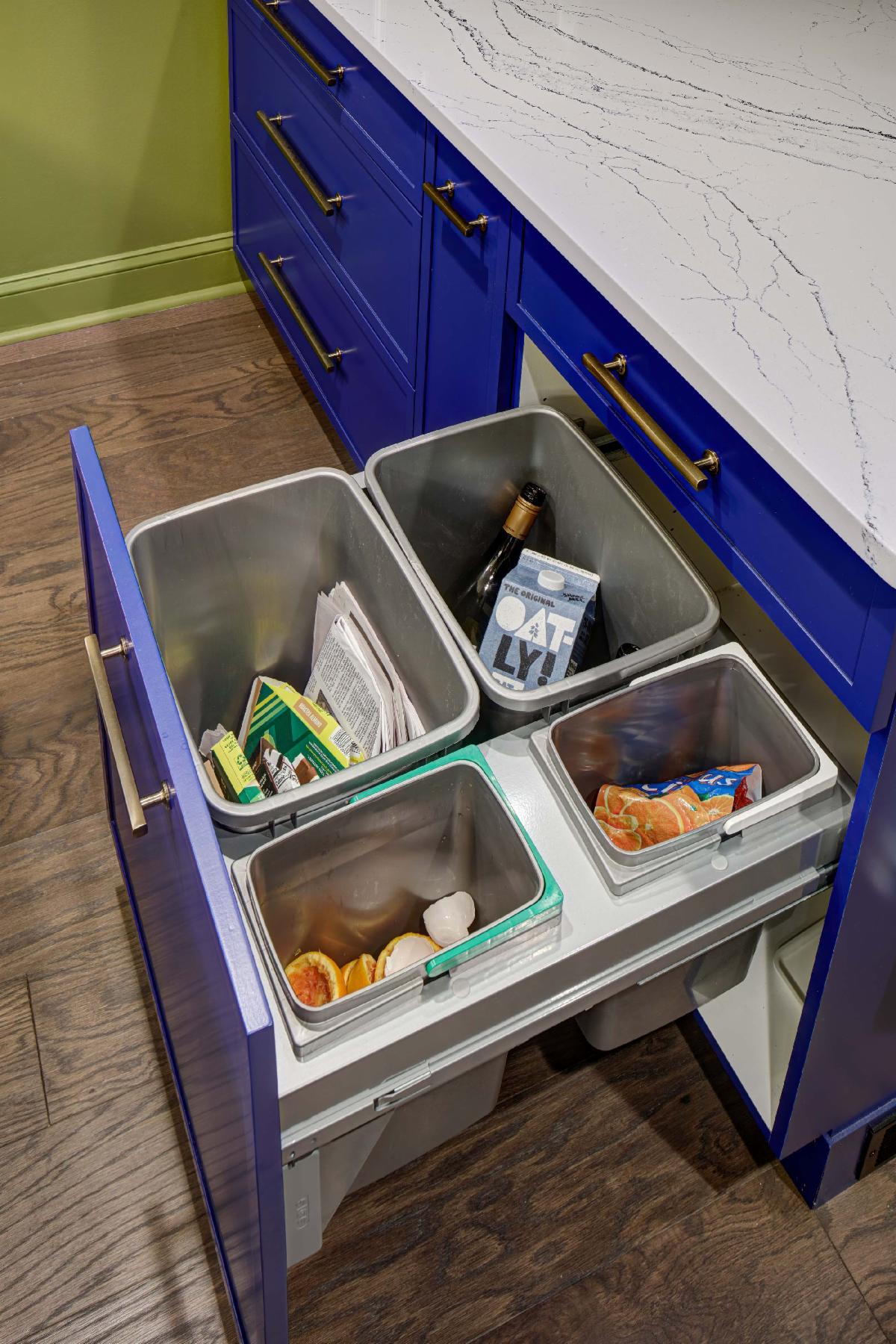 11. peninsula Recycling sm.jpg