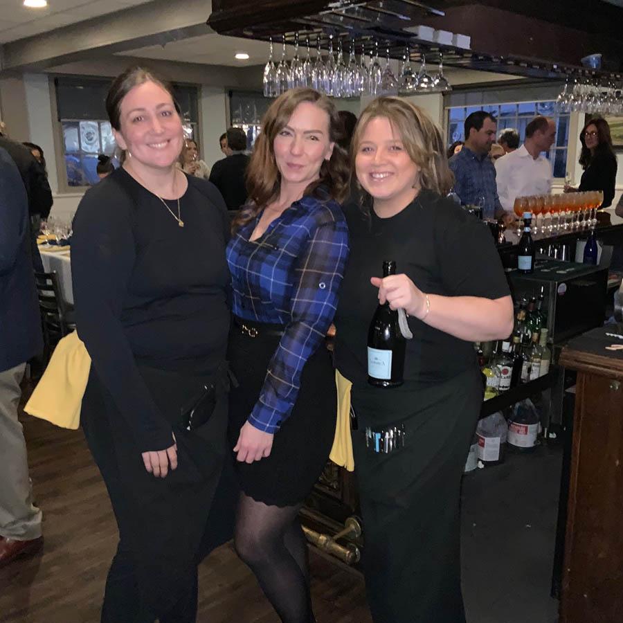 Weekly News Companies