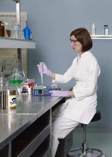 lab_worker_woman.jpg