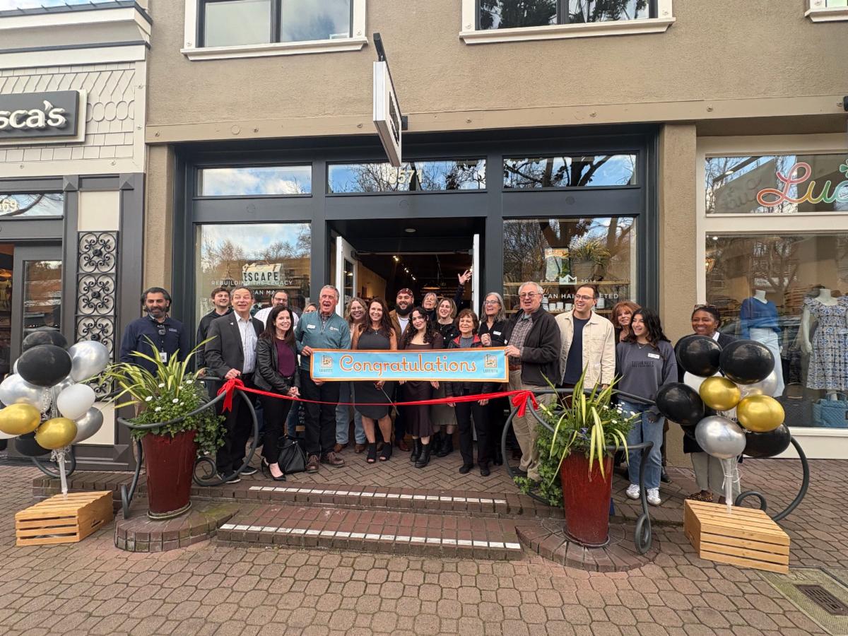 Makers Market Ribbon Cutting
