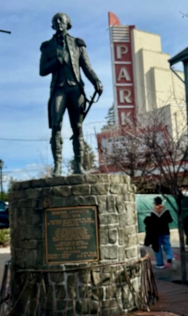 Wreath-Laying and City Proclamation