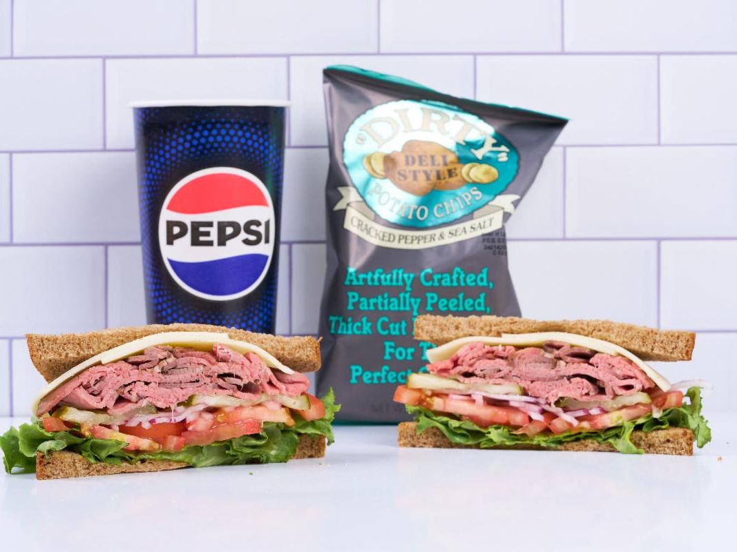 Sandwich with chips and drink