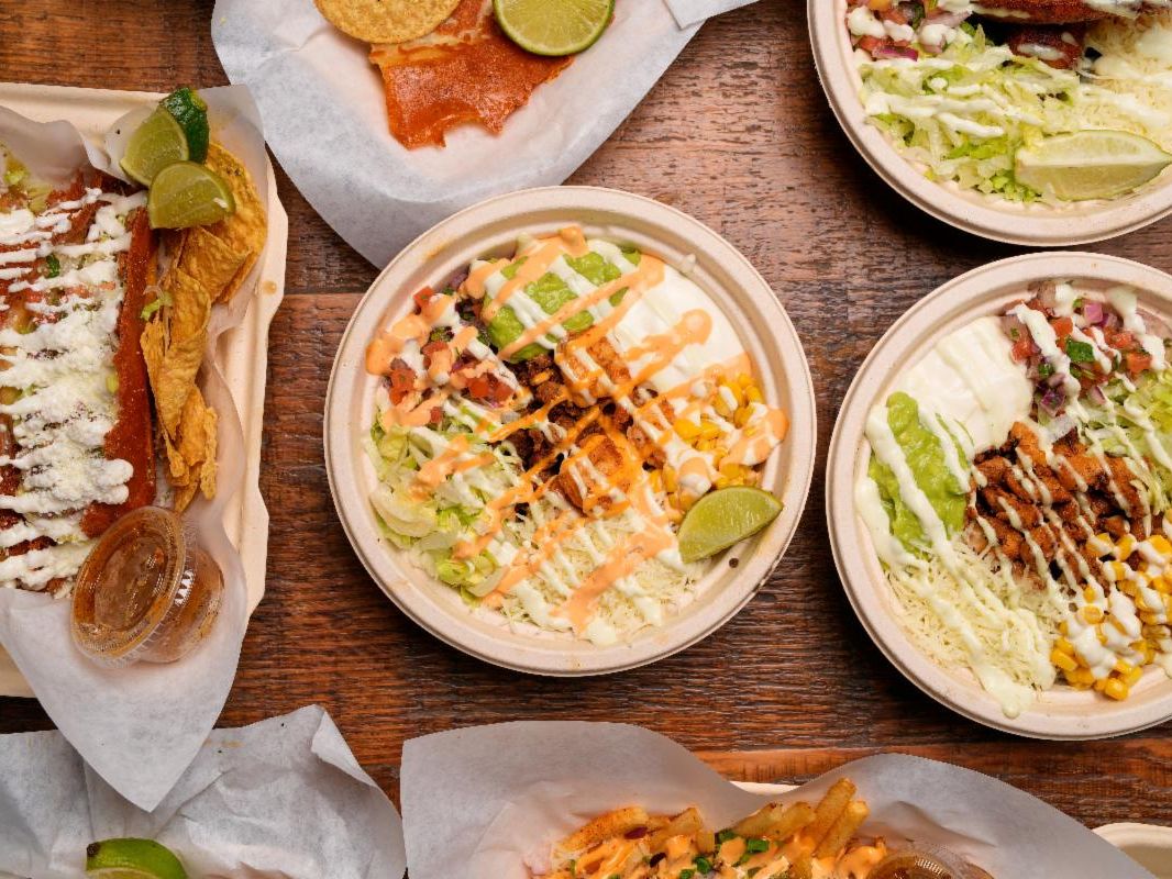 Bangin Bowls dishes of food