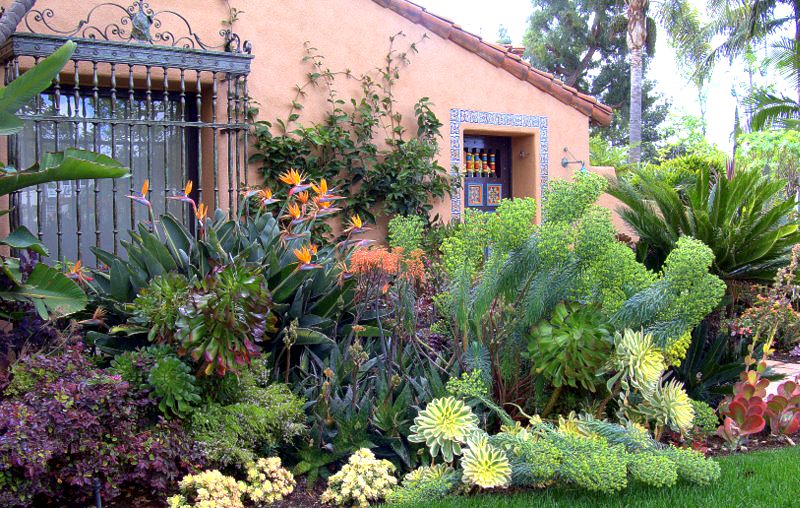 Immerse yourself in Extraordinary. A Classic Hancock Park 1928 Spanish ...