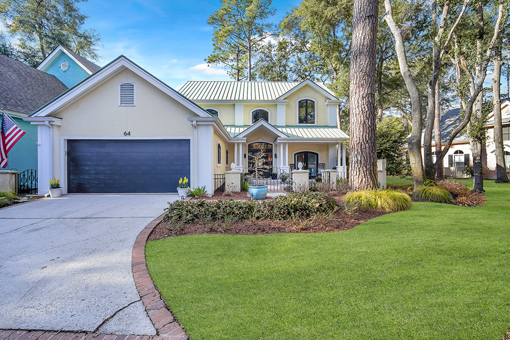 JUST LISTED in WINDMILL HARBOUR!