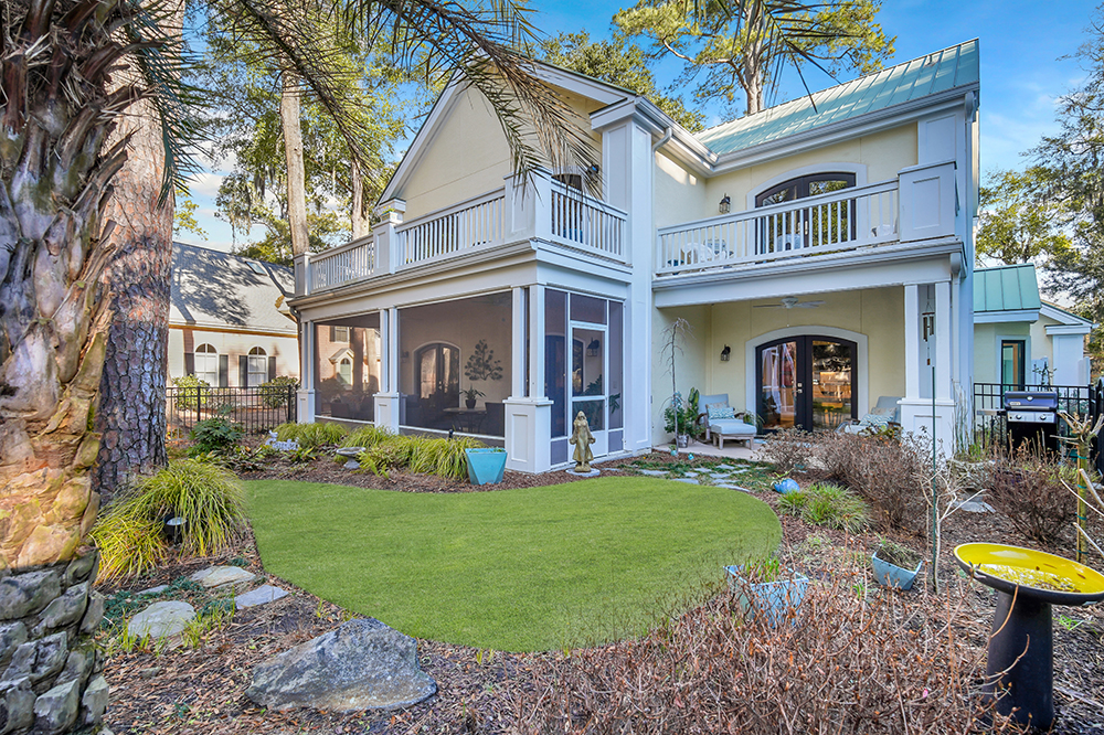 JUST LISTED in WINDMILL HARBOUR!