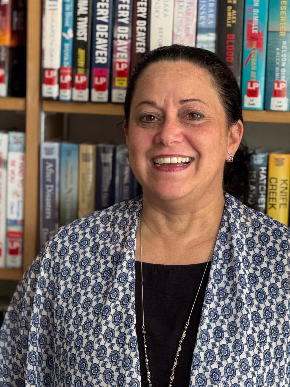 photo_Sarah_headshot