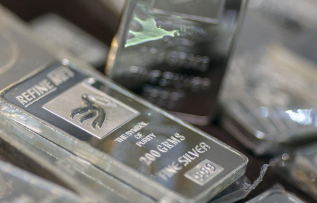 Silver ingots - Bloomberg - Yahoo