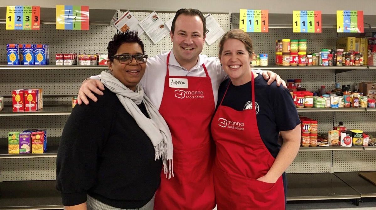 Manna Market Volunteers