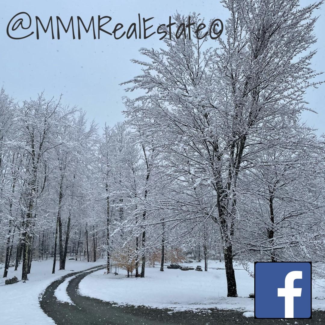 April 2021 Snow in Landgrove Vermont