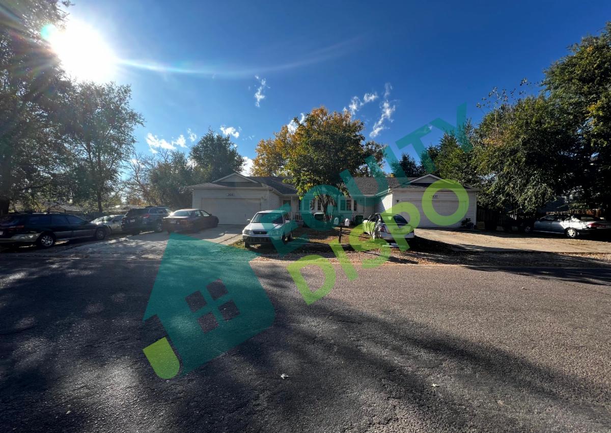 PROPERTY FOR SALE SLOAN'S LAKE 2000s DUPLEX that will send you over